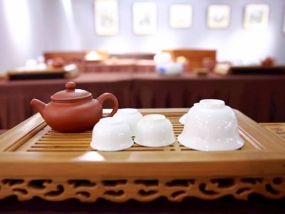 千萬(wàn)別做兼職茶藝師，女人學(xué)茶藝好嗎？