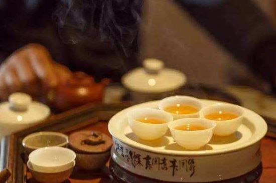 茶的三個禮儀，茶的禮儀小知識