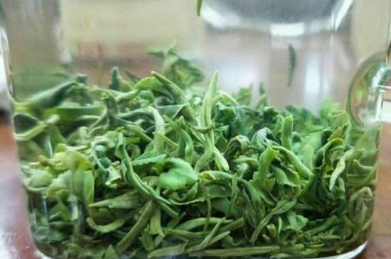 什么茶葉容易放香精，香精茶有什么危害？