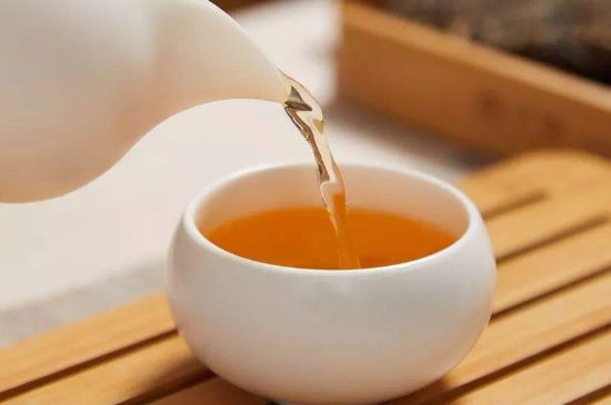 泡好的茶水放冰箱能保存多久，泡好的茶冷藏放多久？