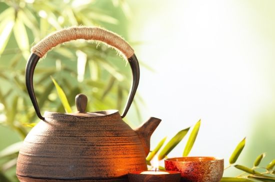 <a href=http://m.zzsas.com/chaju/jinshu/ target=_blank class=infotextkey>日本鐵壺</a>怎么開壺，新鐵壺開壺方法