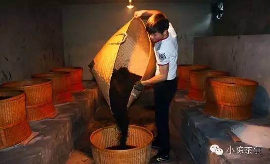 怎樣炭焙巖茶？揭秘武夷巖茶的炭焙技藝