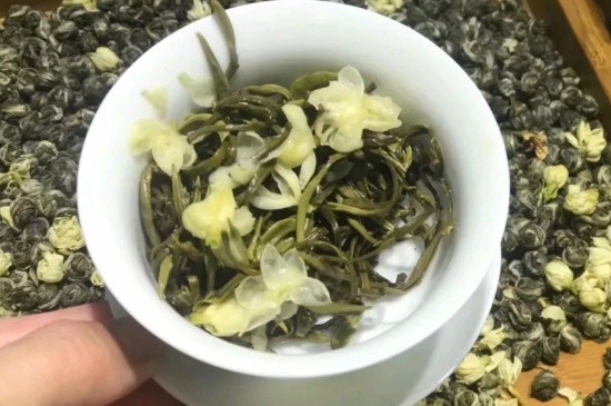 茉莉香珠跟龍珠有什么區(qū)別嗎，茉莉龍珠和茉莉香珠那個好？