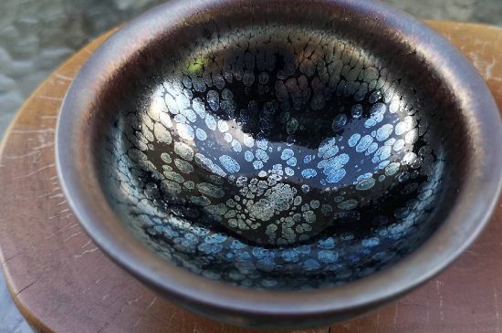 化工建盞是什么樣子的，建盞如何區(qū)分化工釉