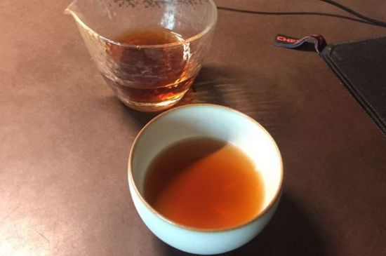 女人喝紅茶最佳時間，女人晚上喝紅茶好嗎