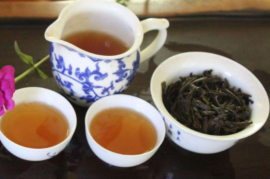 大紅袍四大品種有哪些，大紅袍的種類和著名品種特點(diǎn)介紹