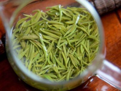 毛峰和毛尖哪個(gè)好一點(diǎn)，毛尖茶好還是毛峰茶好？