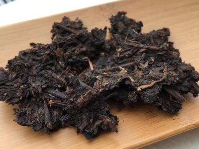 黑茶的功效與作用，長期喝黑茶有什么功效？