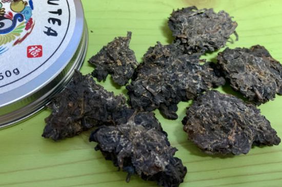 怎么知道涇渭茯茶是否變質(zhì)，茯磚茶金花和發(fā)霉的區(qū)別