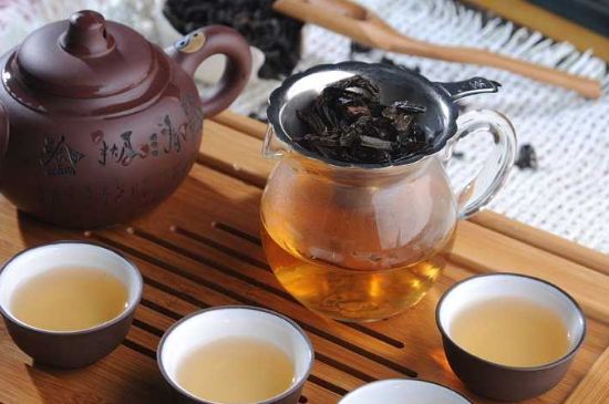 母樹大紅袍給誰喝了，為什么母樹大紅袍叫三棵六株？