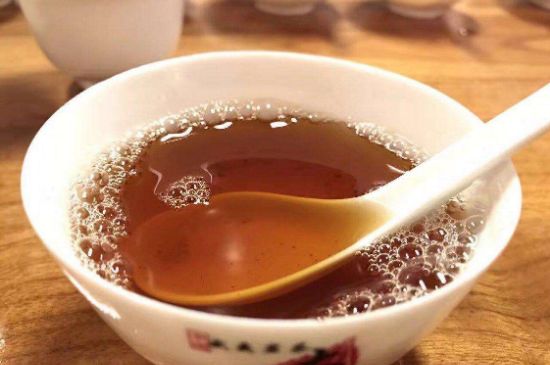 肉桂茶和大紅袍哪個貴，武夷山肉桂與大紅袍的價格比較