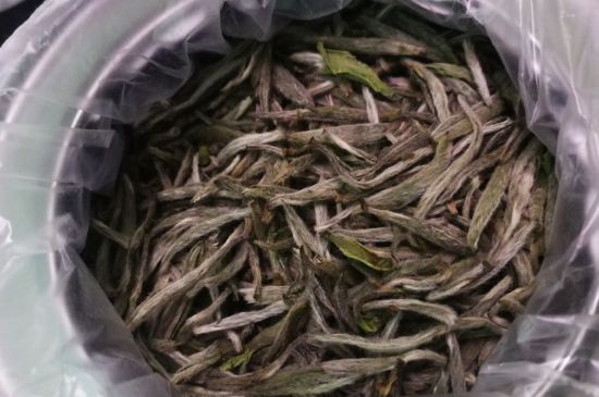 新白毫銀針和老白毫銀針的區(qū)別，新老白毫銀針的品質(zhì)特征