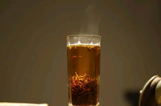 一天3杯紅茶抗癌，常飲紅茶對身體有好處！