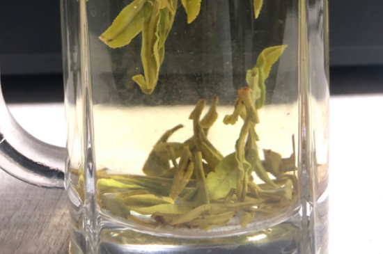 西湖龍井茶頭采和二采區(qū)別，明前龍井一采和二采什么味道？