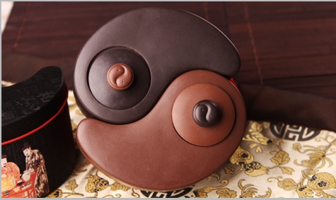 太極陰陽紫砂壺，創(chuàng)意格紫砂壺